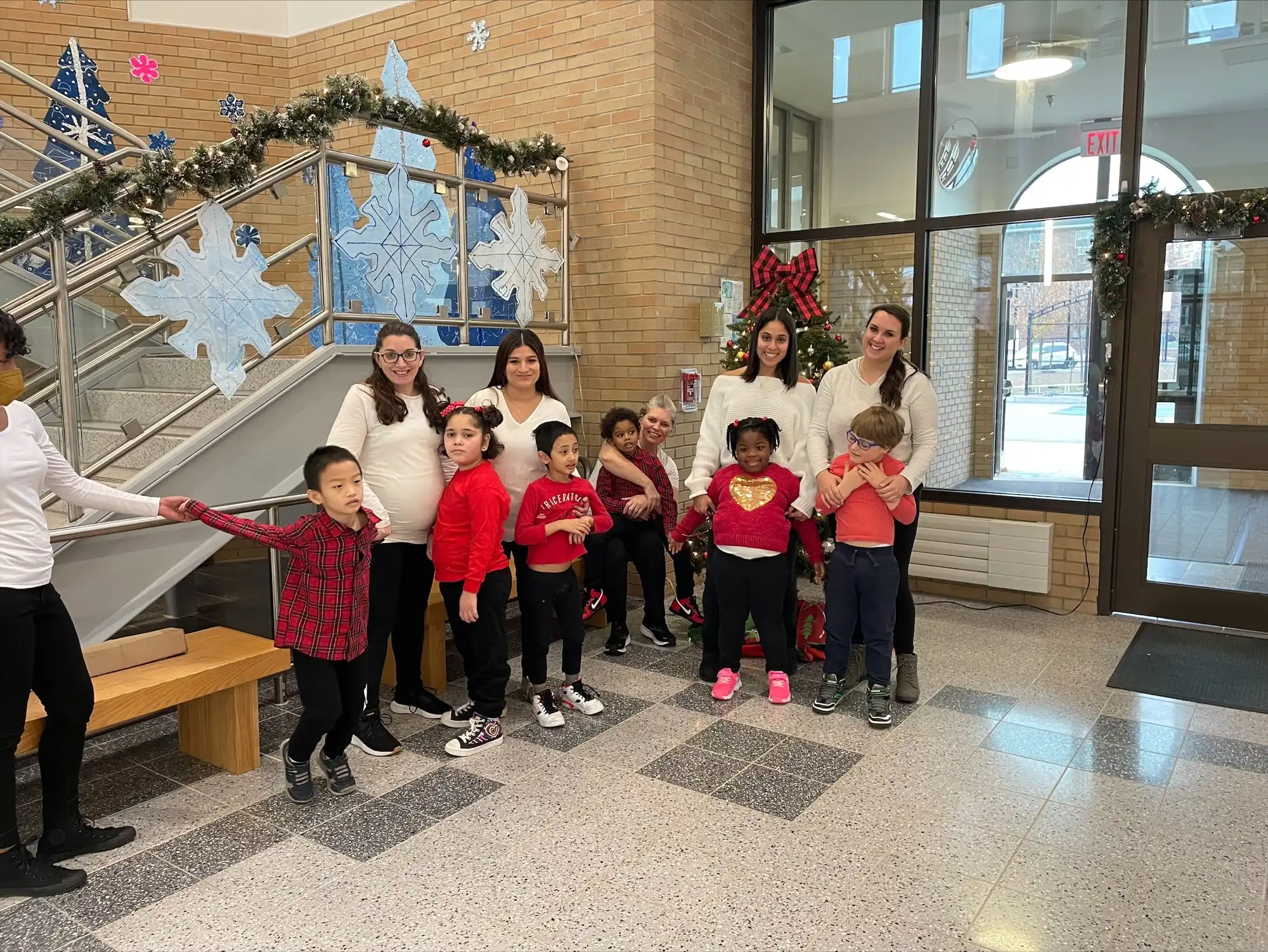 Students ready for the e Winter Concert to begin P233@335 (3)